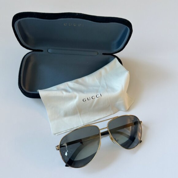 GUCCI GG0137S 002 61[]13 140 Black Gold - Men's Sunglasses - Picture 1 of 4